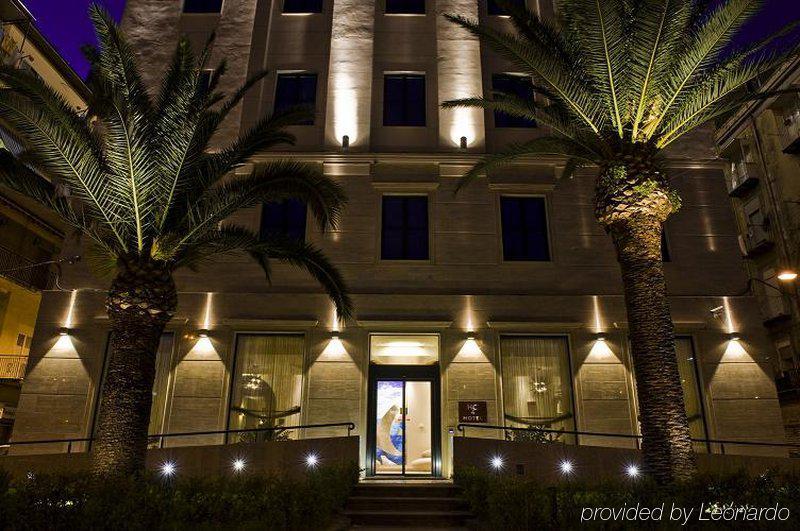 H2C Hotel Napoli Экстерьер фото